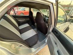 ميتسوبيشي لانسر